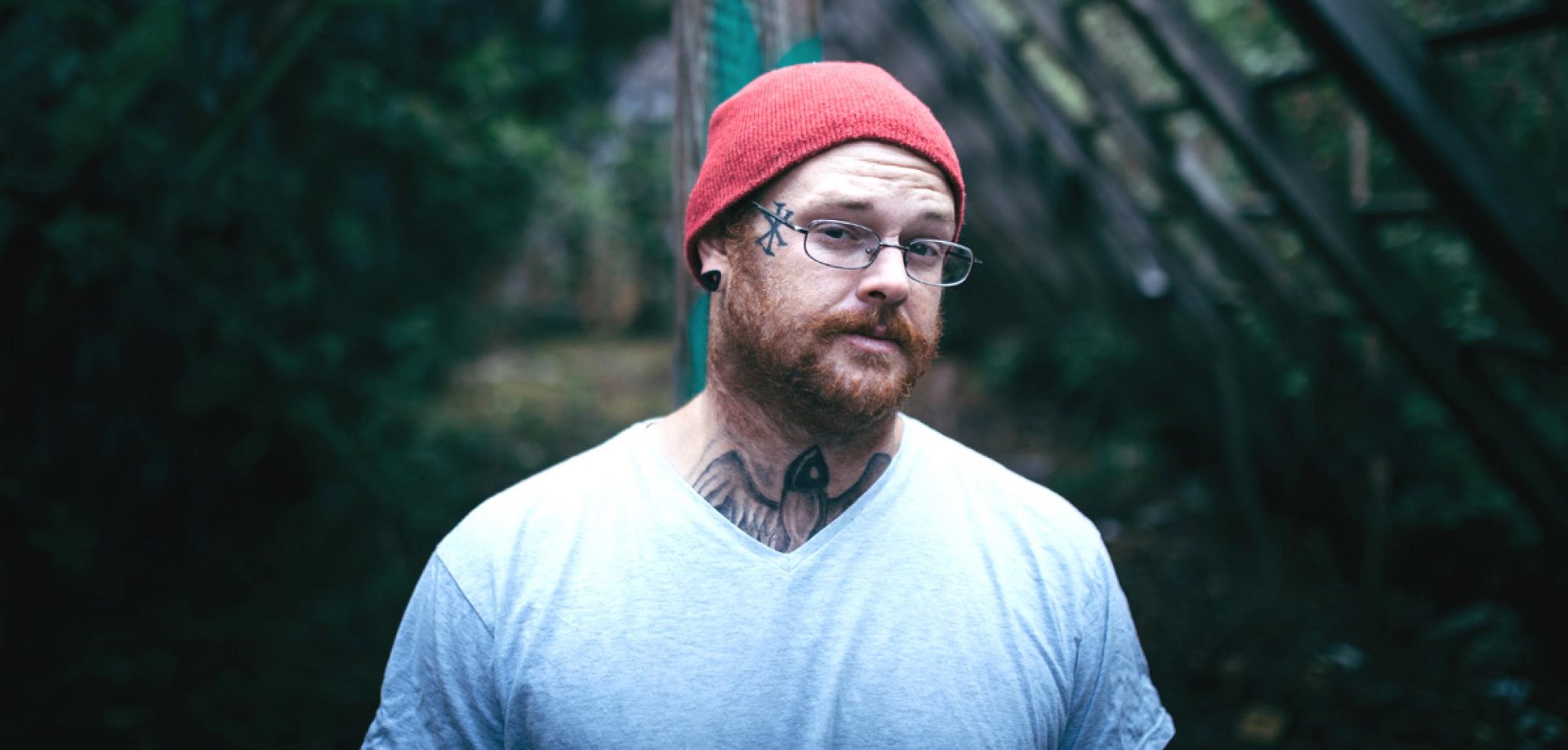 Girl joins rapper in the subway for an impromptu jam session (INFIDELIX ...